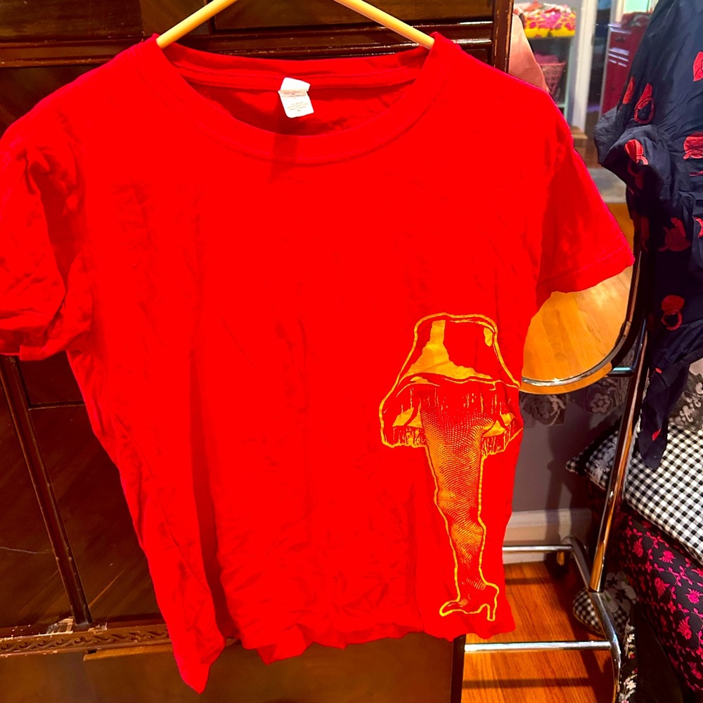 A christmas story leg lamp fragile womens red cotton tshirt top holiday xl